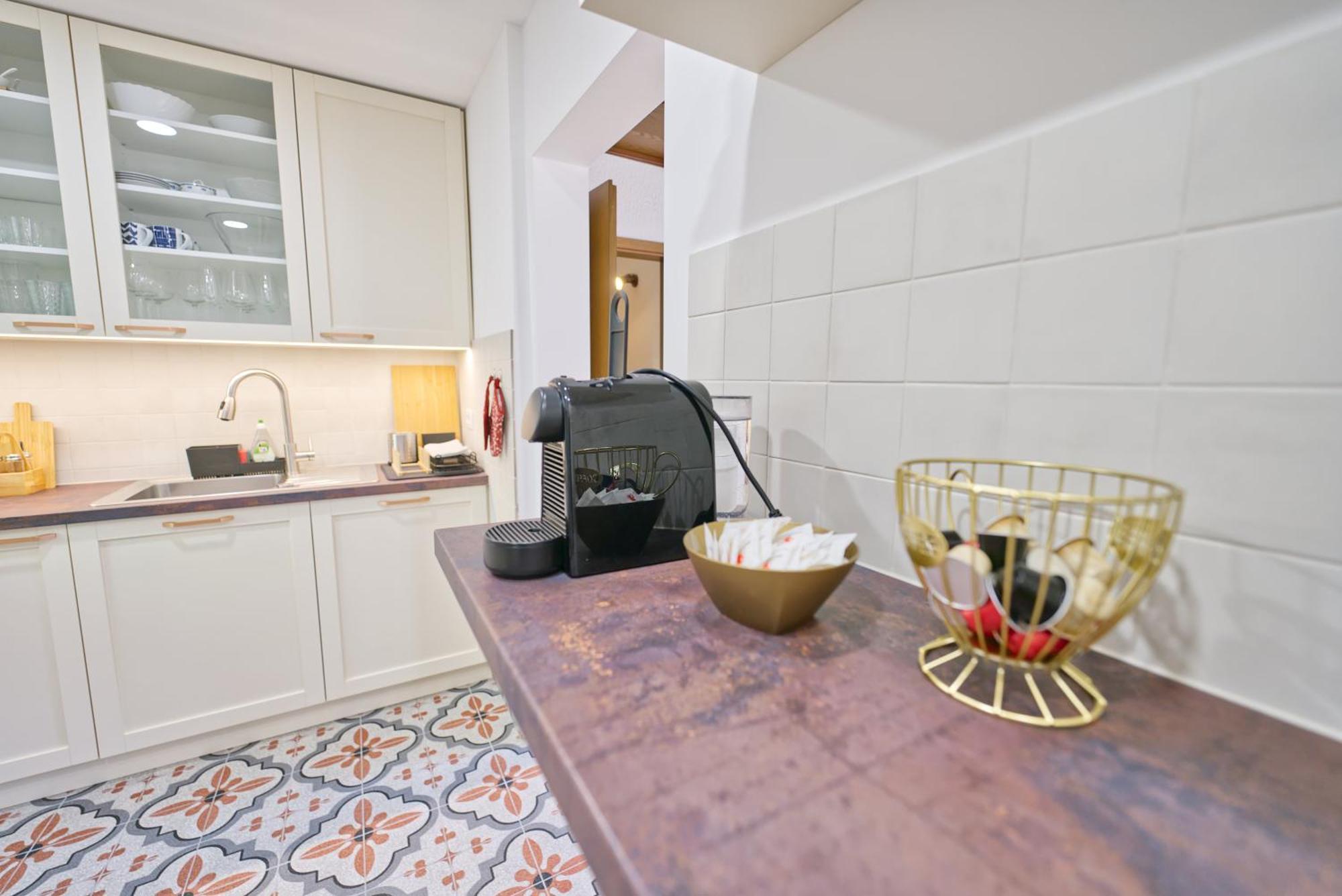 Castle Way Apartments Tamy 블레드 외부 사진