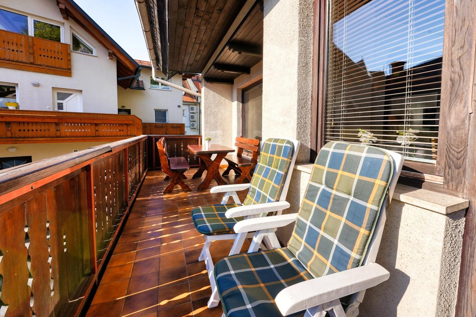 Castle Way Apartments Tamy 블레드 외부 사진